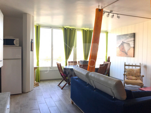 2 chambres, rénové, vue canal