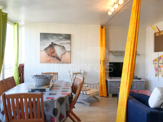 2 chambres, rénové, vue canal