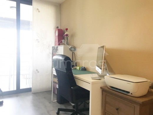 Bel Appartement avec piscine communautaire au centre de Roses