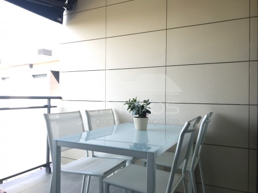 Bel Appartement avec piscine communautaire au centre de Roses