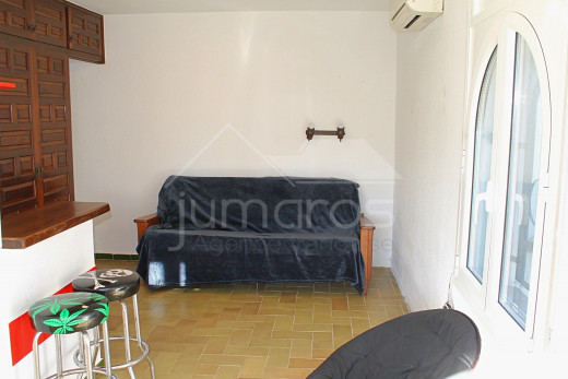 Grande maison avec amarre pour voilier, piscine et garage