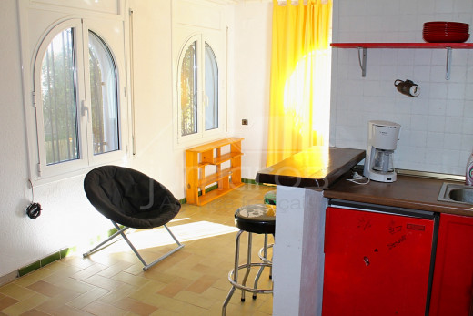 Grande maison avec amarre pour voilier, piscine et garage