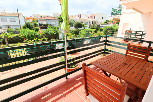 2 chambres avec piscine à Roses