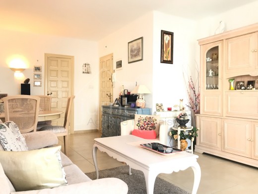 2 chambres, vue mer, terrasse 14 m2 et parking privé