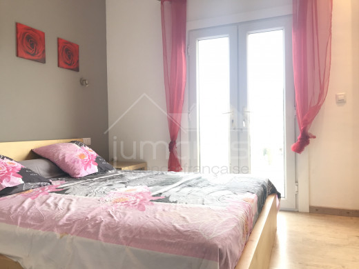 2 chambres, 83m2, jacuzzi, garage privé, amarre
