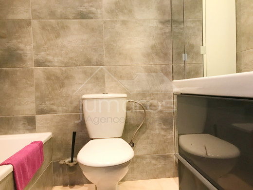2 chambres, 83m2, jacuzzi, garage privé, amarre