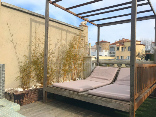 2 chambres, 83m2, jacuzzi, garage privé, amarre