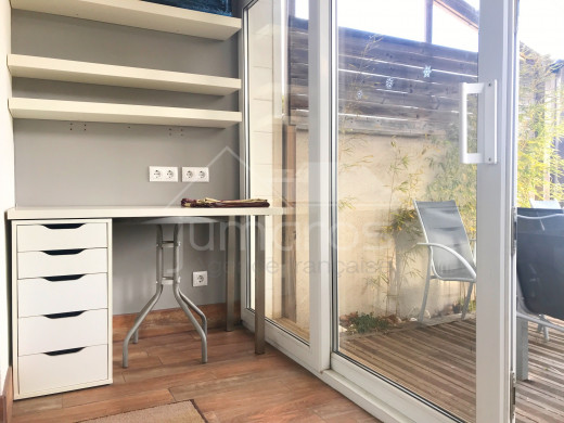 2 chambres, 83m2, jacuzzi, garage privé, amarre