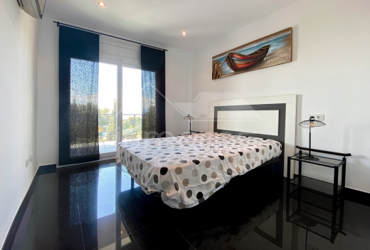 Vue mer, 3 chambres, garage privé