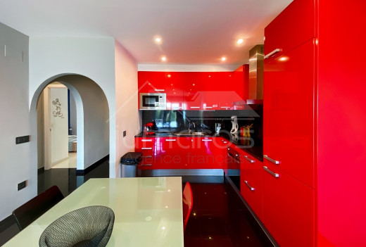 Vue mer, 3 chambres, garage privé