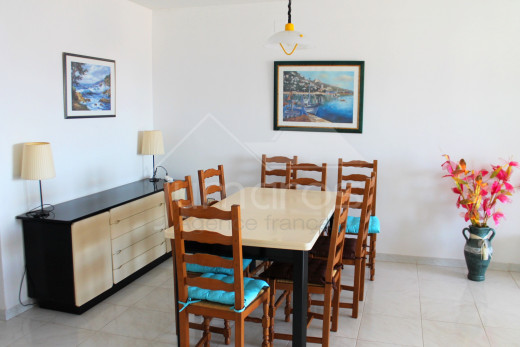 Très grand appartement à Roses, 4 chambres, 152m2, 2 parkings privés
