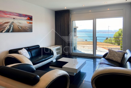 Vue mer, 3 chambres, garage privé