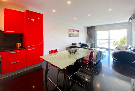 Vue mer, 3 chambres, garage privé