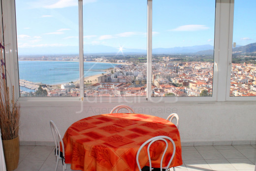 Très grand appartement à Roses, 4 chambres, 152m2, 2 parkings privés