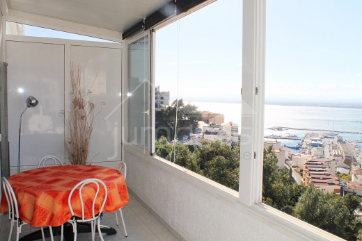 Très grand appartement à Roses, 4 chambres, 152m2, 2 parkings privés