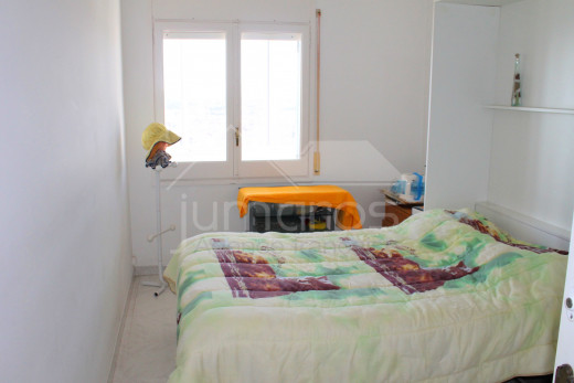 Très grand appartement à Roses, 4 chambres, 152m2, 2 parkings privés
