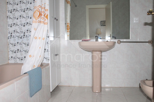 Très grand appartement à Roses, 4 chambres, 152m2, 2 parkings privés