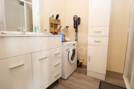 Appartement rénové, vue mer à Canyelles