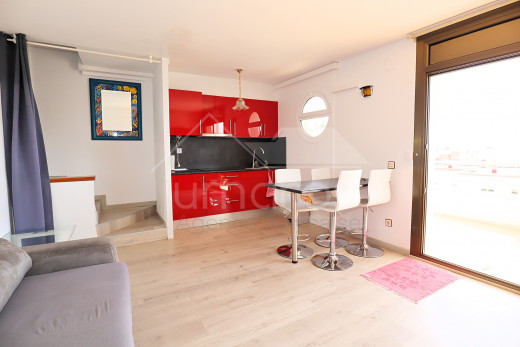 2 chambres, vue mer, rénové, proche plage et garage