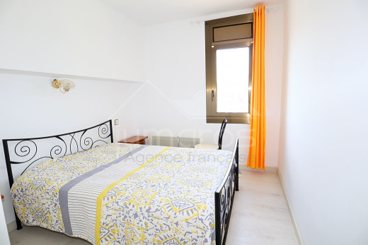 2 chambres, vue mer, rénové, proche plage et garage