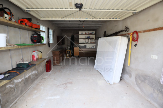 Maison, vue magnifique, de plain-pied, piscine, garage