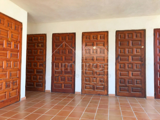 Appartement avec parking, amarre, et terrasse privés et piscine