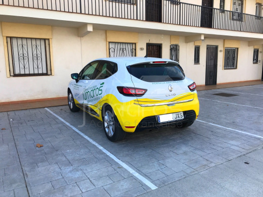 Appartement avec parking, amarre, et terrasse privés et piscine
