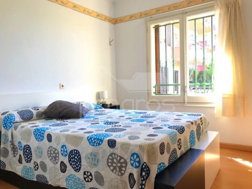 Appartement 2 chambres, terrasse de 29m2 et parking
