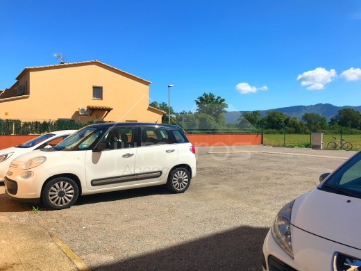 Appartement 2 chambres, terrasse de 29m2 et parking