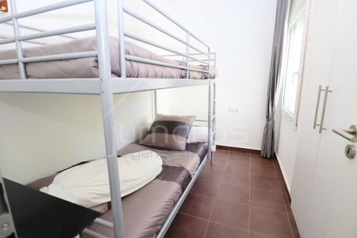 2 chambres, 100m de la plage, 27m2 de terrasse.