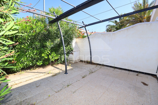 2 chambres, 100m de la plage, 27m2 de terrasse.