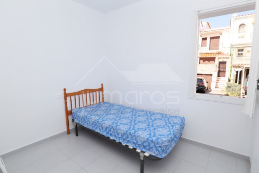 2 chambres, 400m de la plage et parking privé