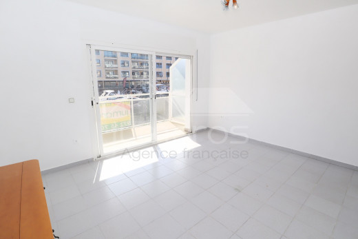 2 chambres, 400m de la plage et parking privé