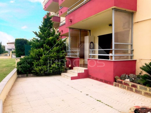 Appartement 2 chambres, terrasse de 29m2 et parking