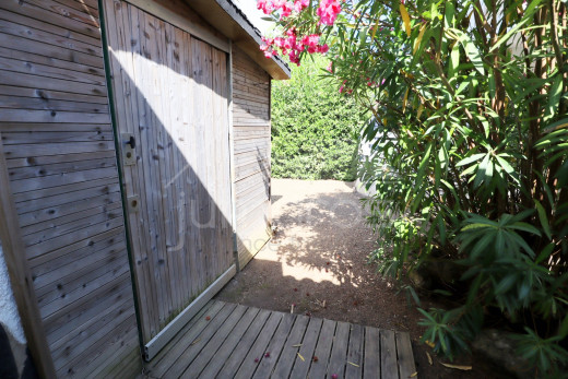2 chambres, 100m de la plage, 27m2 de terrasse.