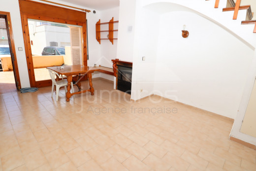 Opportunité!! Maison 2 chambres, prix négociable