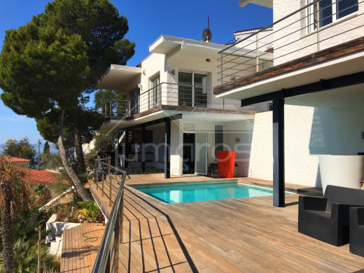 Villa 3 chambres, rénovée, à 200m de la plage d'Almadrava