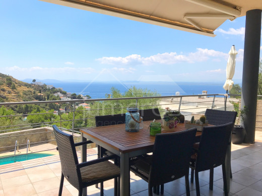 Villa 5 chambres, moderne , 174m2, vue mer avec piscine à Roses-Canyelles