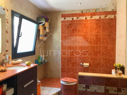 Villa 5 chambres, moderne , 174m2, vue mer avec piscine à Roses-Canyelles