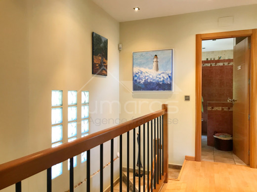 Villa 5 chambres, moderne , 174m2, vue mer avec piscine à Roses-Canyelles