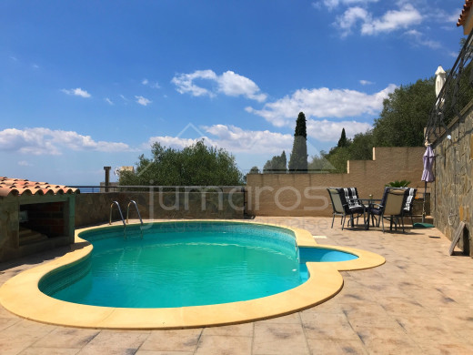 Villa 5 chambres, moderne , 174m2, vue mer avec piscine à Roses-Canyelles
