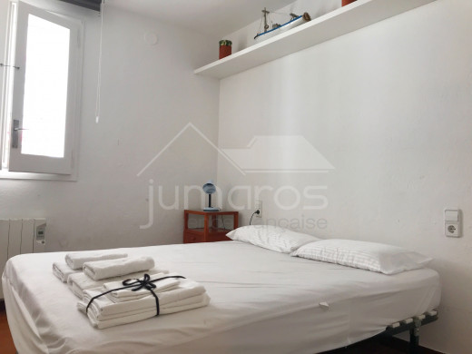 2 chambres, duplex, vue mer, centre de Cadaqués, 70m plage
