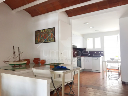 2 chambres, duplex, vue mer, centre de Cadaqués, 70m plage