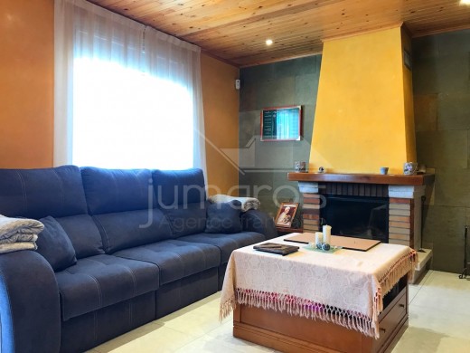 4 chambres, 125 m2, terrasse 35 m2, 2 parkings