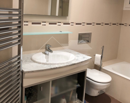 Maison avec piscine et amarre privée