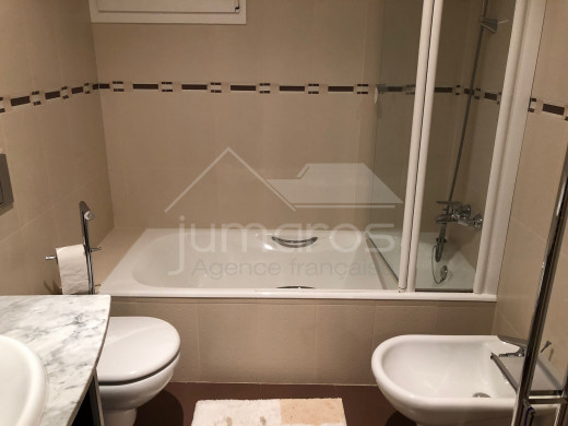 Maison avec piscine et amarre privée