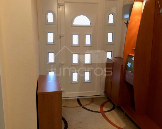 Maison avec piscine et amarre privée