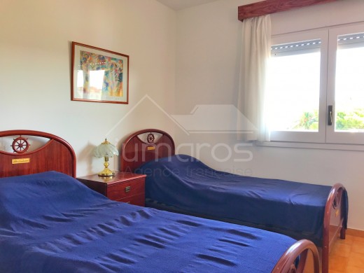 43m2, vue canal, parking et amarre privés