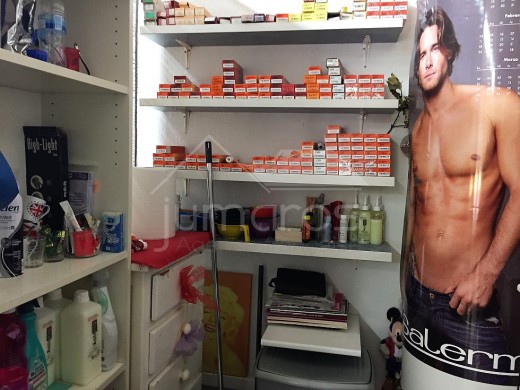 Hair Salon, Roses Center