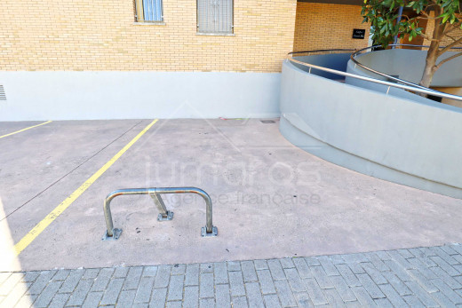 3 habitaciones, primera línea, vista mar, piscina y parking